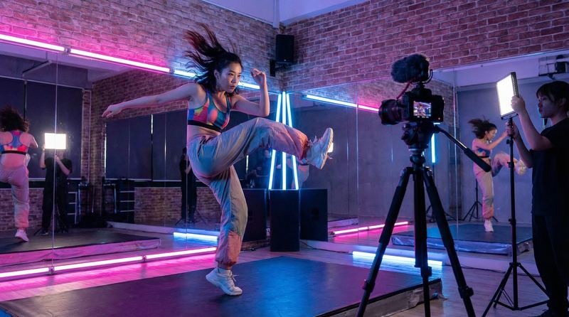 草莓视频幕后花絮视频